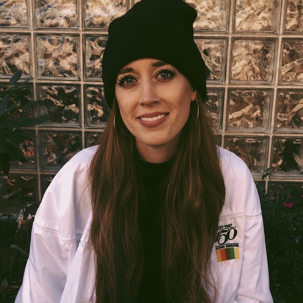 Meet your Posher, Dana